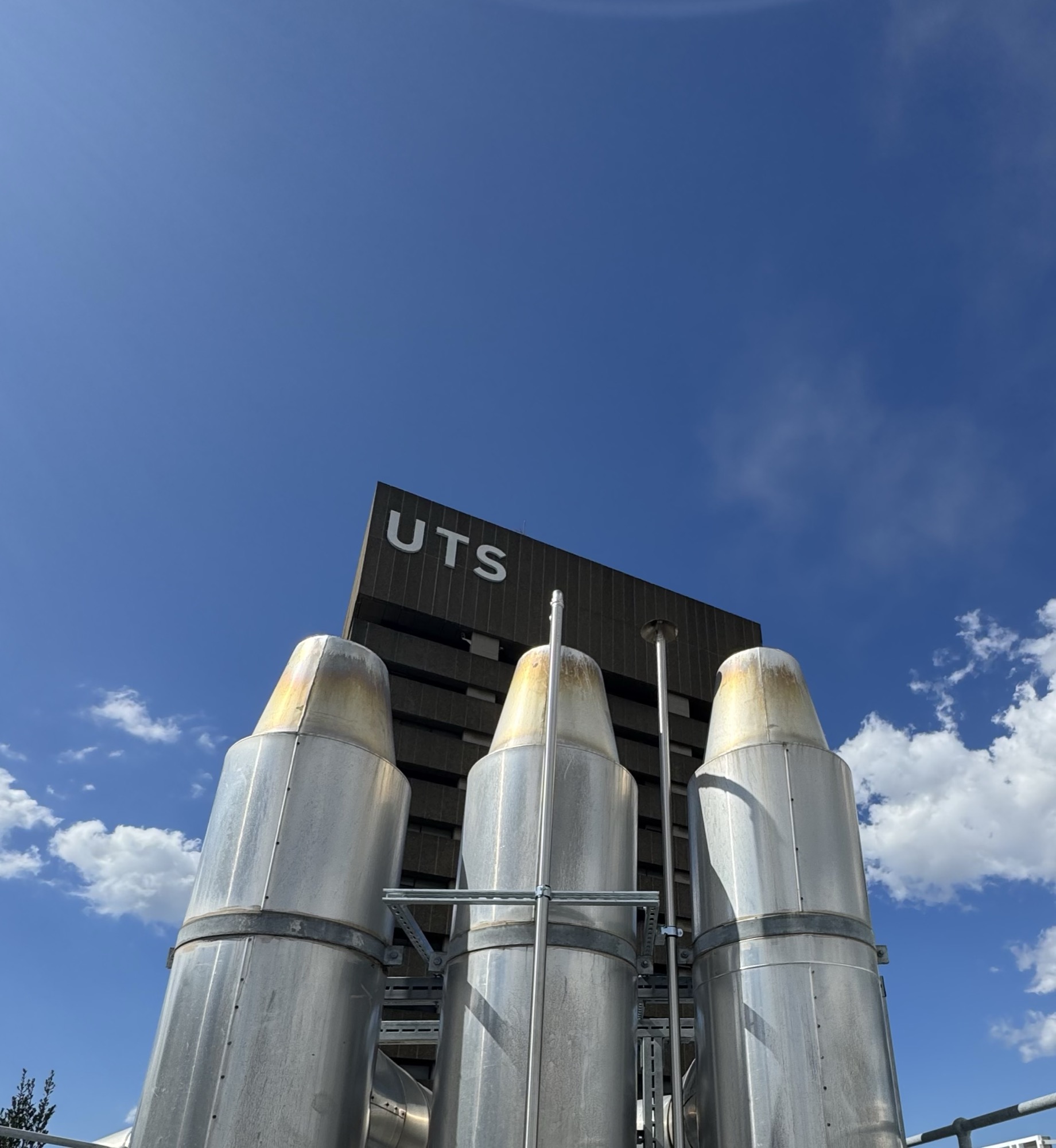 Air2Energy's field prototype installed outdoors in front of the UTS tower